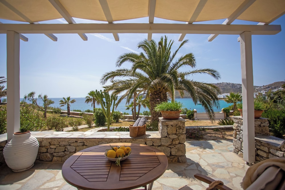 Superior Studio, Sea View