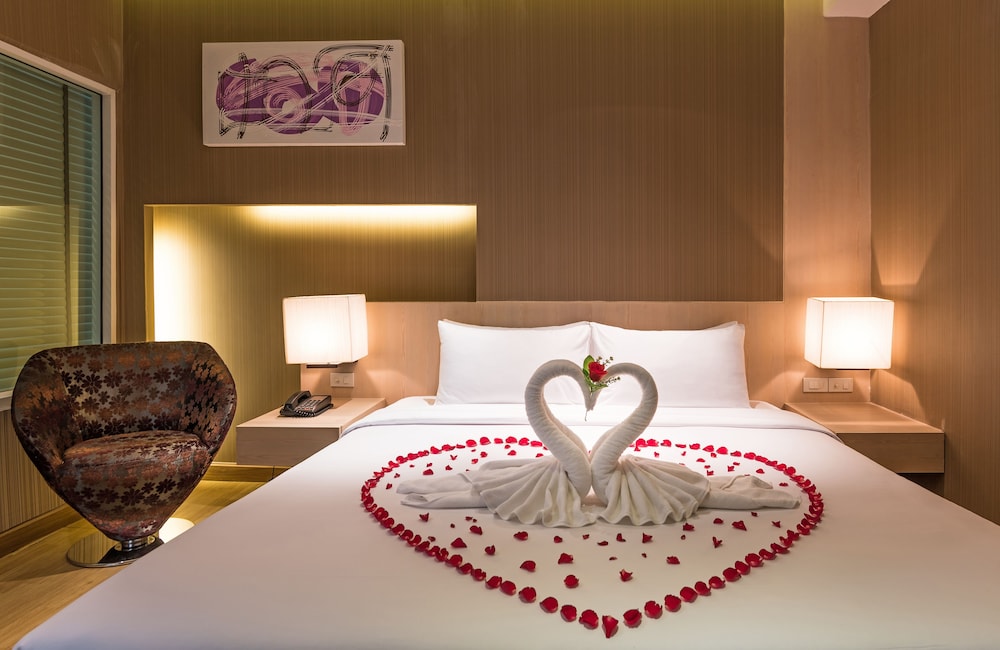 Executive Suite, 1 Double Bed, City View