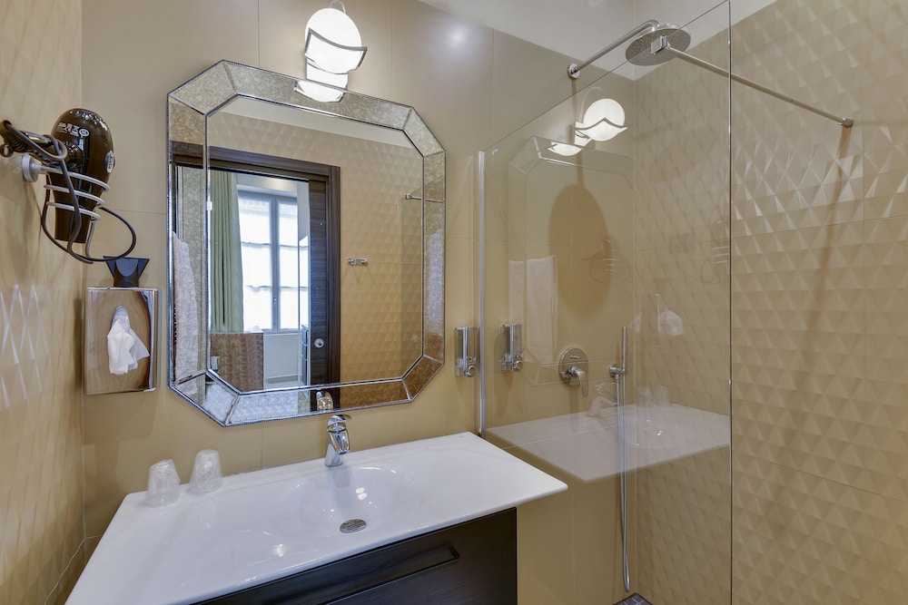 Appartement 1 - BAGATELLE photo 2