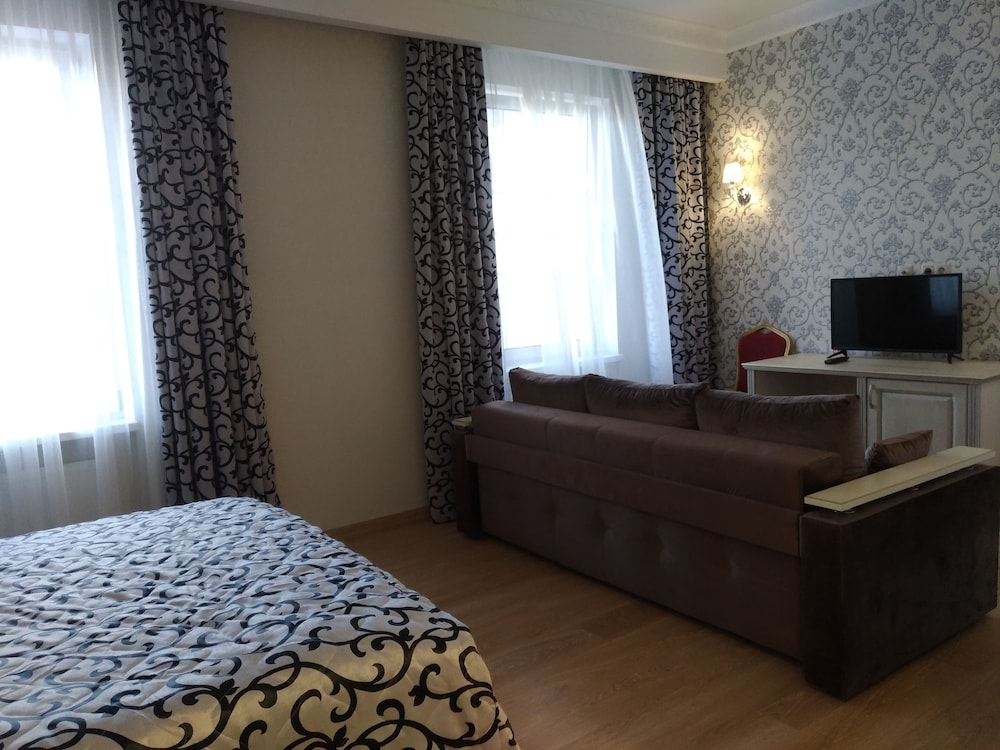 Luxury Suite photo 2