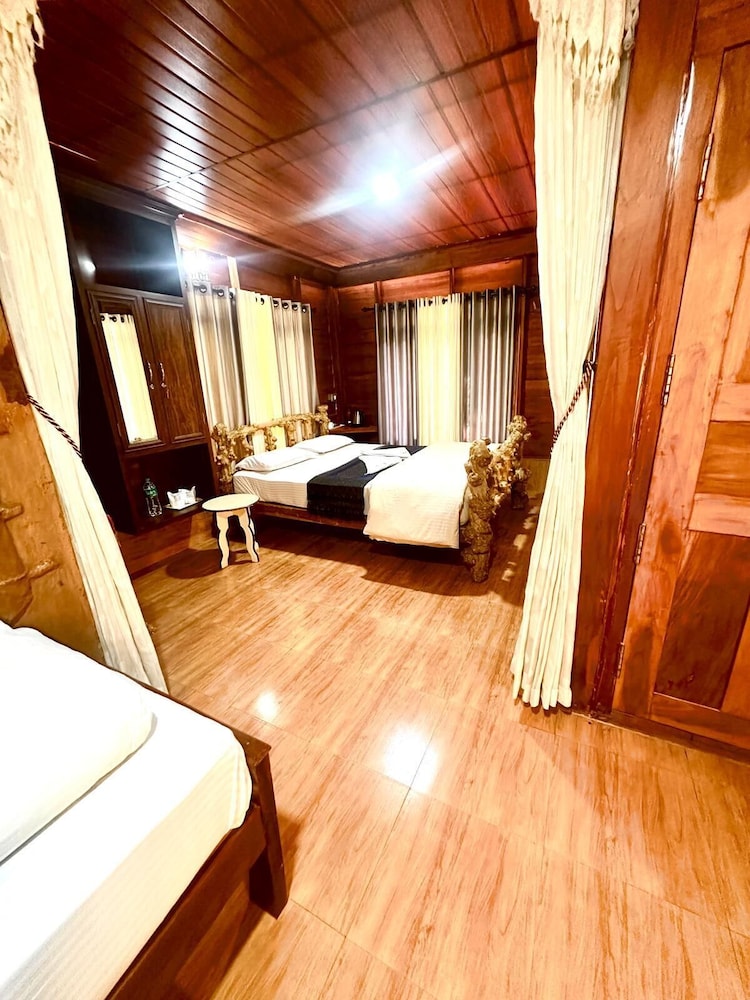 Junior Suite, Balcony, Garden View