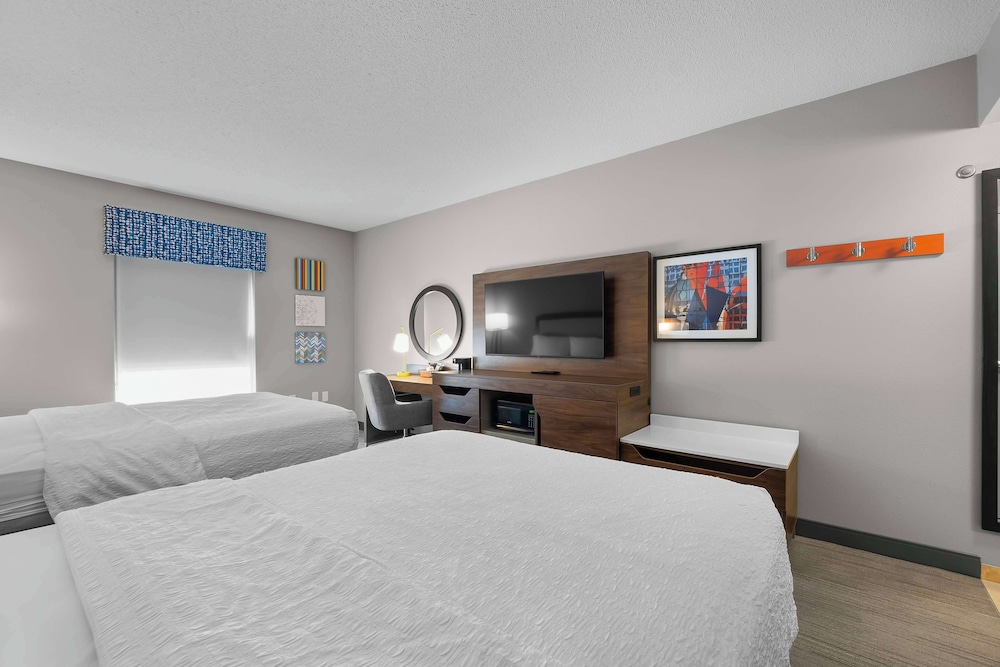 Room - Photo 4