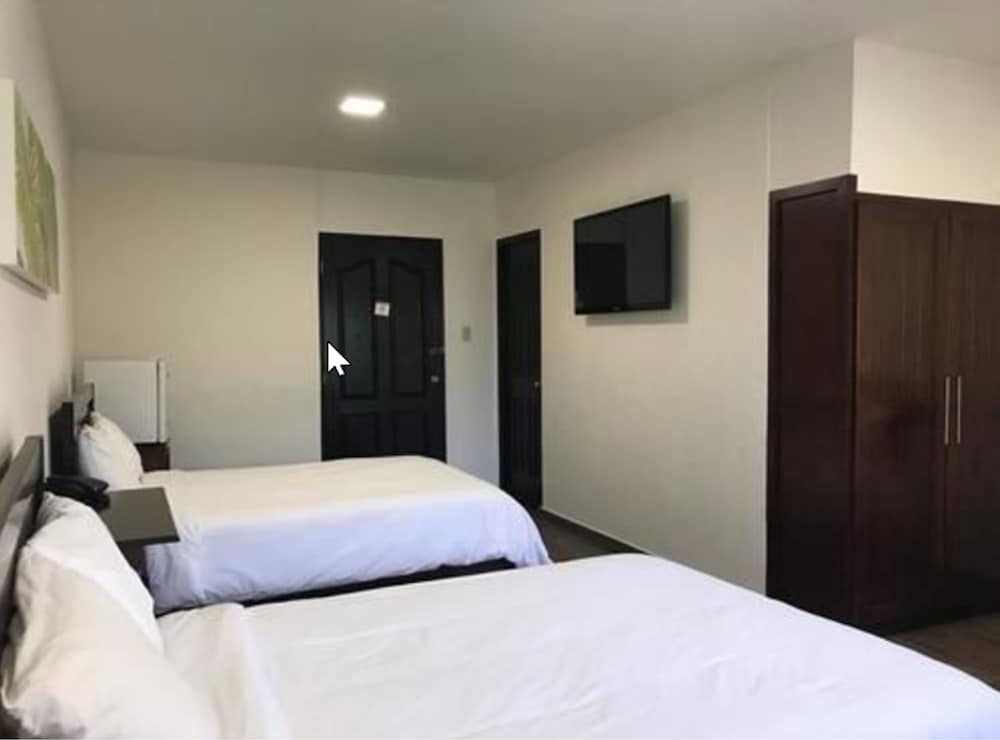 Deluxe Suite photo 3