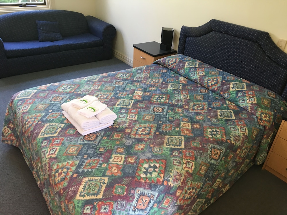 Standard Double Room, 1 Queen Bed, Bathtub photo 2