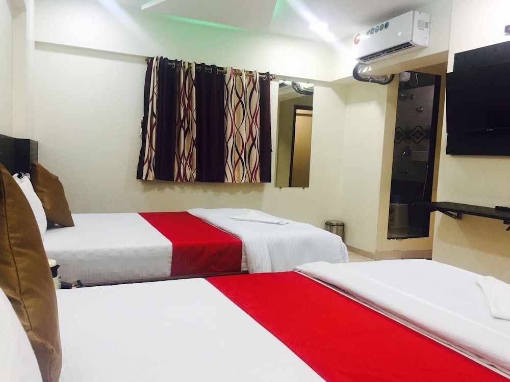 Family Suite, City View