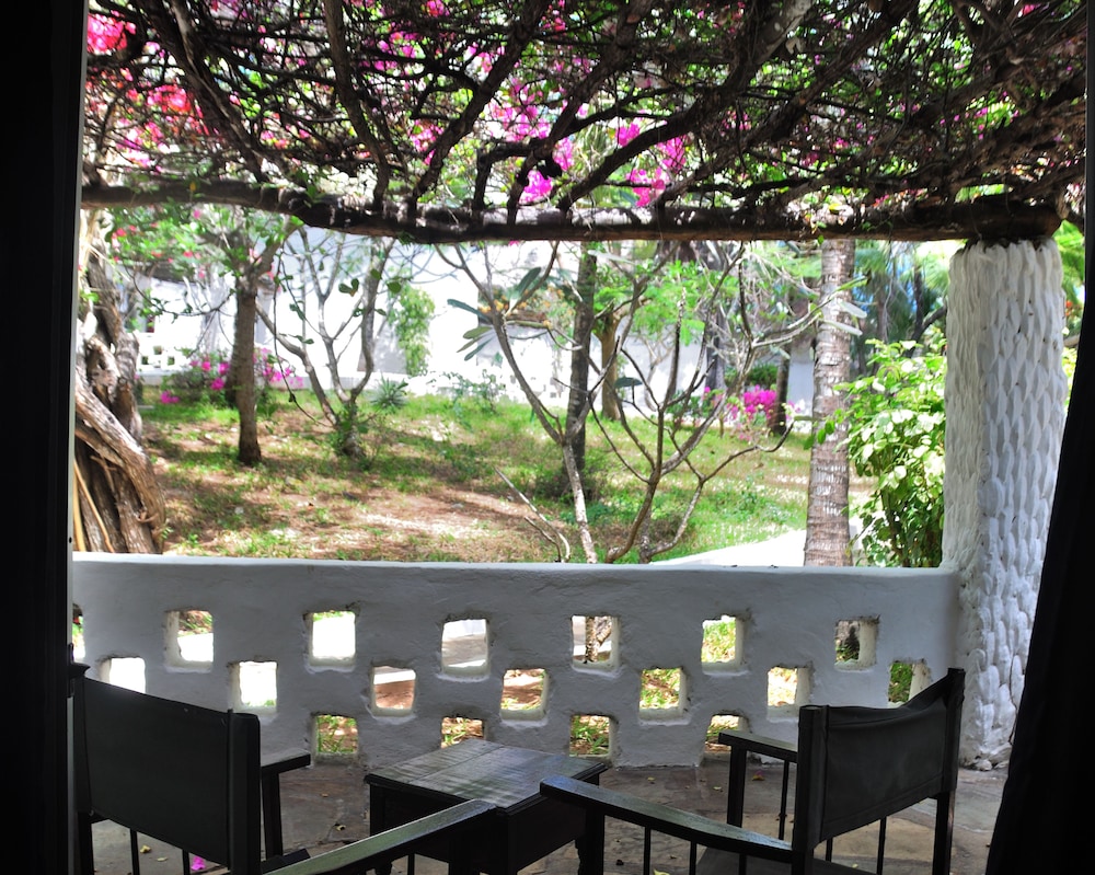 Standard Quadruple Room, Garden View photo 3