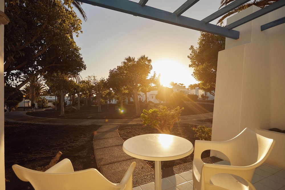 Bungalow, 1 Bedroom (Wellbeing 3 adults, Yoga Kit, Classes)