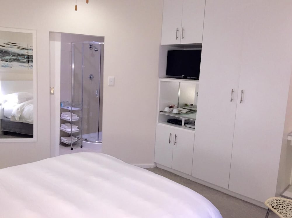 Classic Room, 1 Bedroom, Lagoon View (Standard Double Room) photo 1
