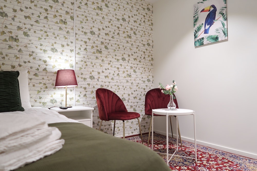 Deluxe Single Room, No Windows (Shared Bathroom)