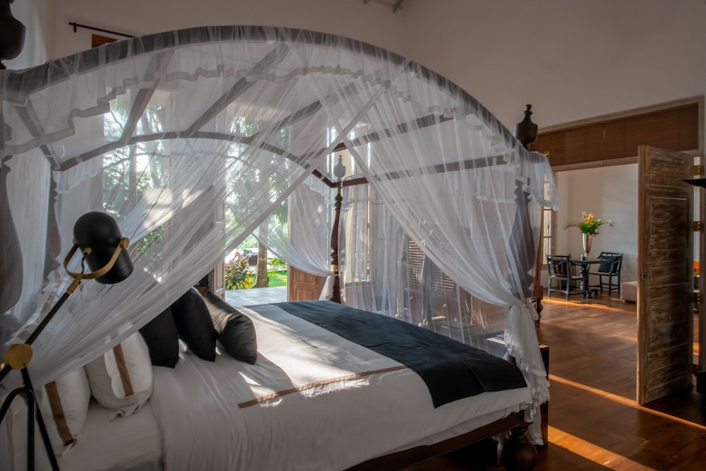 One Bedroom Villa with Pool photo 3