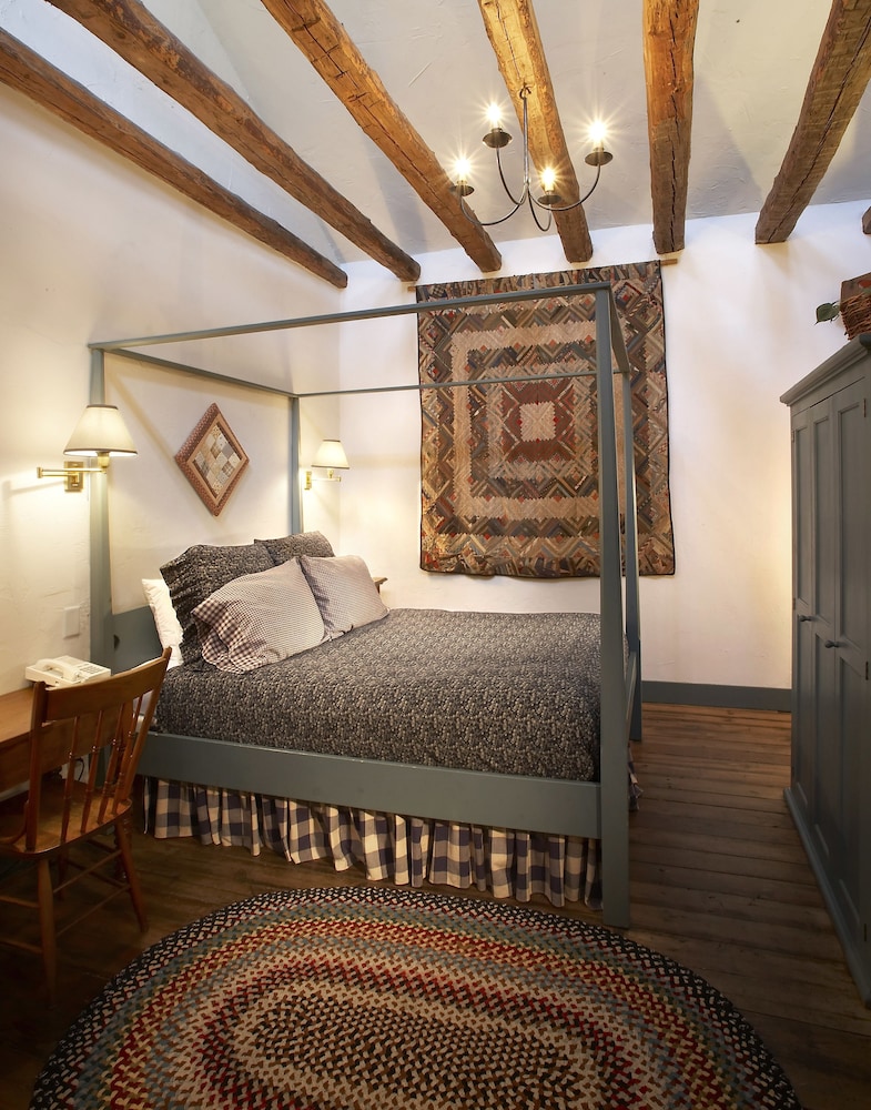 Room, 1 Queen Bed, Jetted Tub