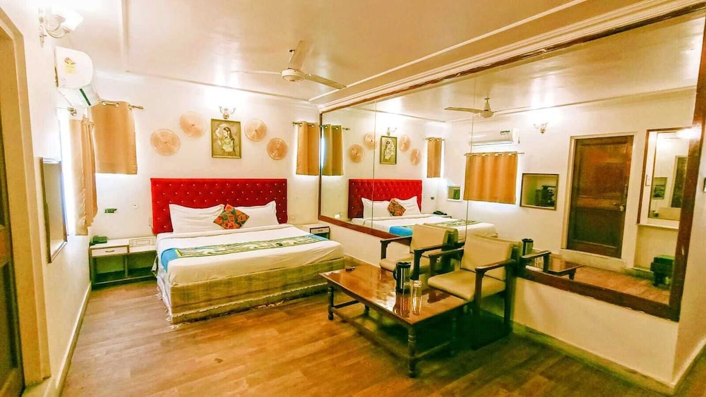 Presidential Double Room, City View