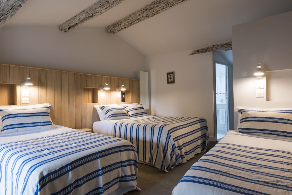 Quadruple Room - Photo 2