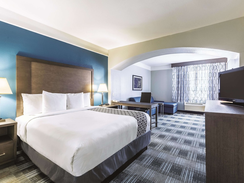 Executive Room, 1 King Bed, Non Smoking