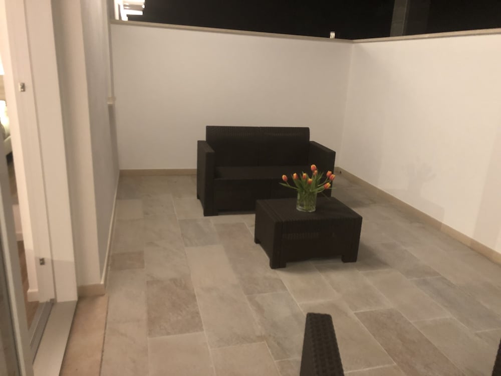 Basic Double or Twin Room, Patio - Photo 3