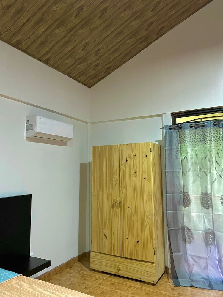 Traditional Cabin, 1 King Bed with Sofa bed, Non Smoking, Kitchen photo 3