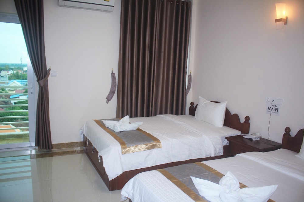 Deluxe Double or Twin Room photo 2