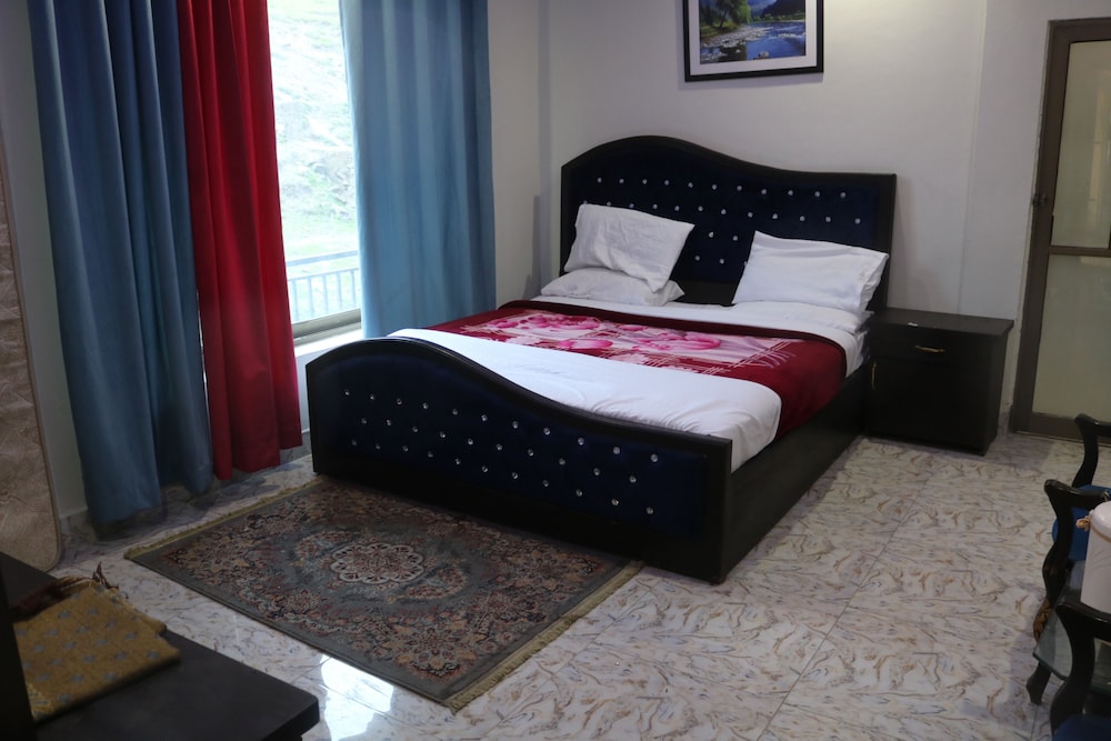 Double Room - Photo 4