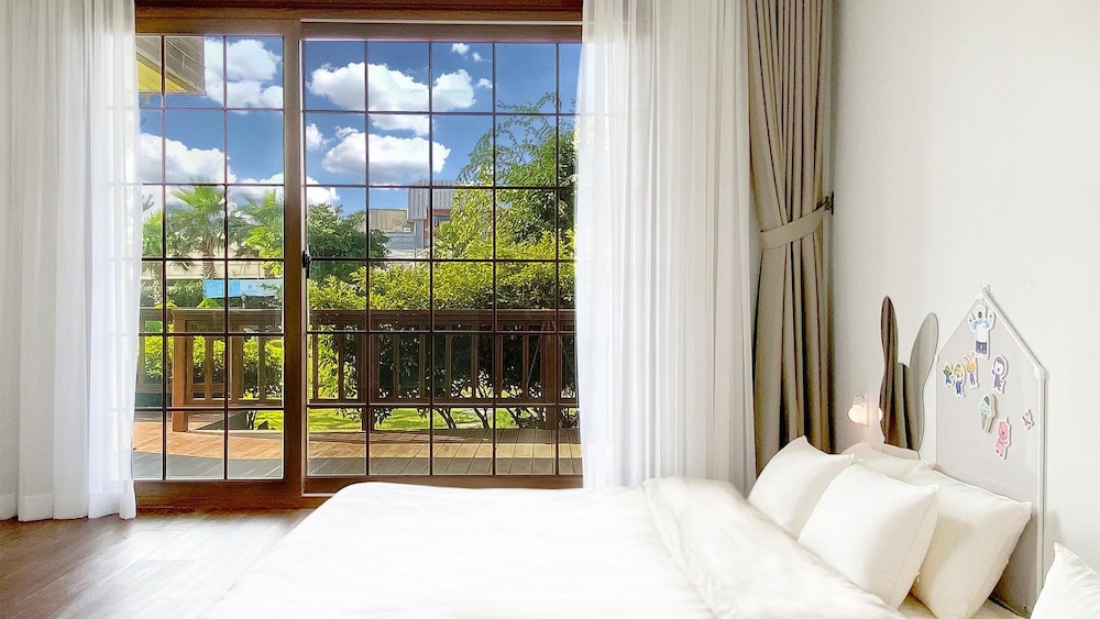 Basic Room, 1 Bedroom (Lemon - Kids room) - Photo 7