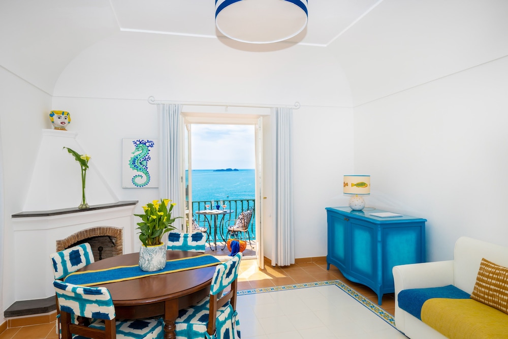 Junior Suite, 1 Bedroom, Sea View photo 1