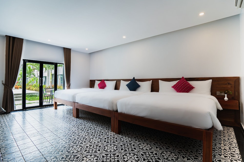 Family Triple Room - Photo 2