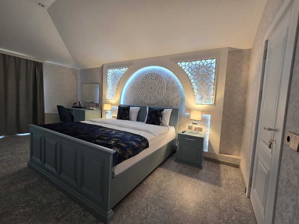 Deluxe Triple Room - Photo 1