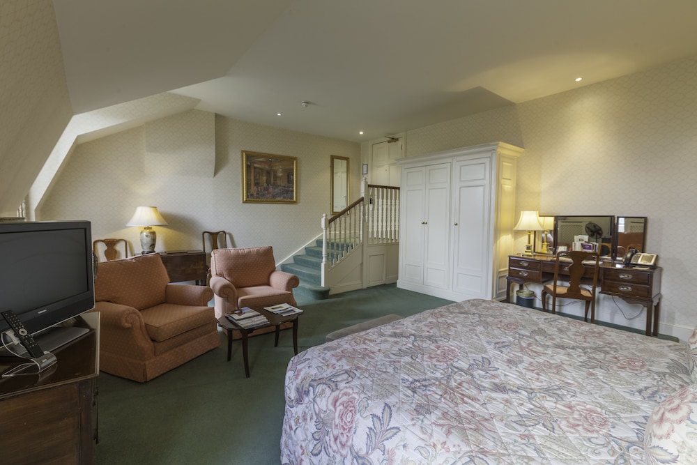 Family Room (Parkland) photo 2