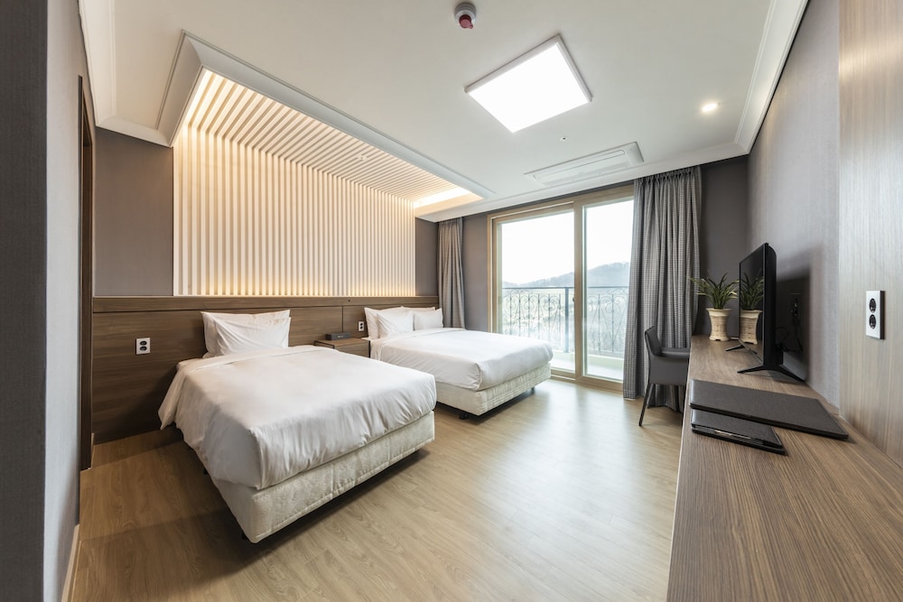 Royal Suite - Photo 6