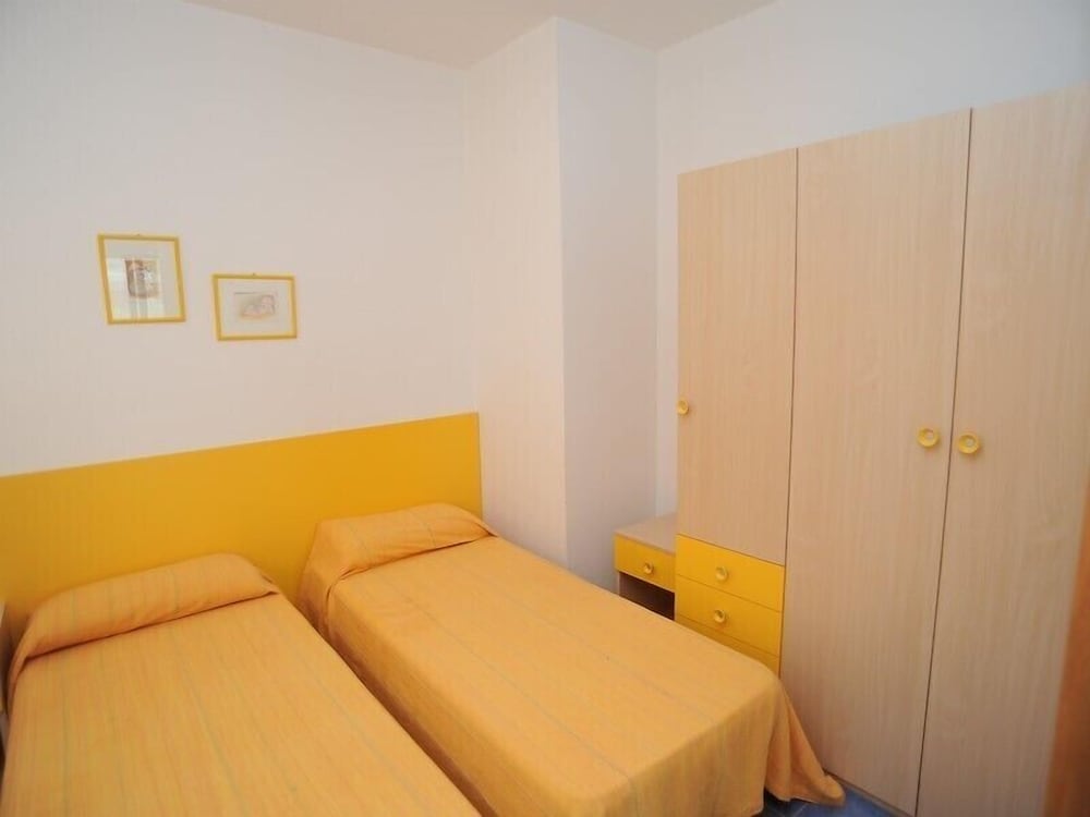 Apartment, 2 Bedrooms (4 Pax) photo 2