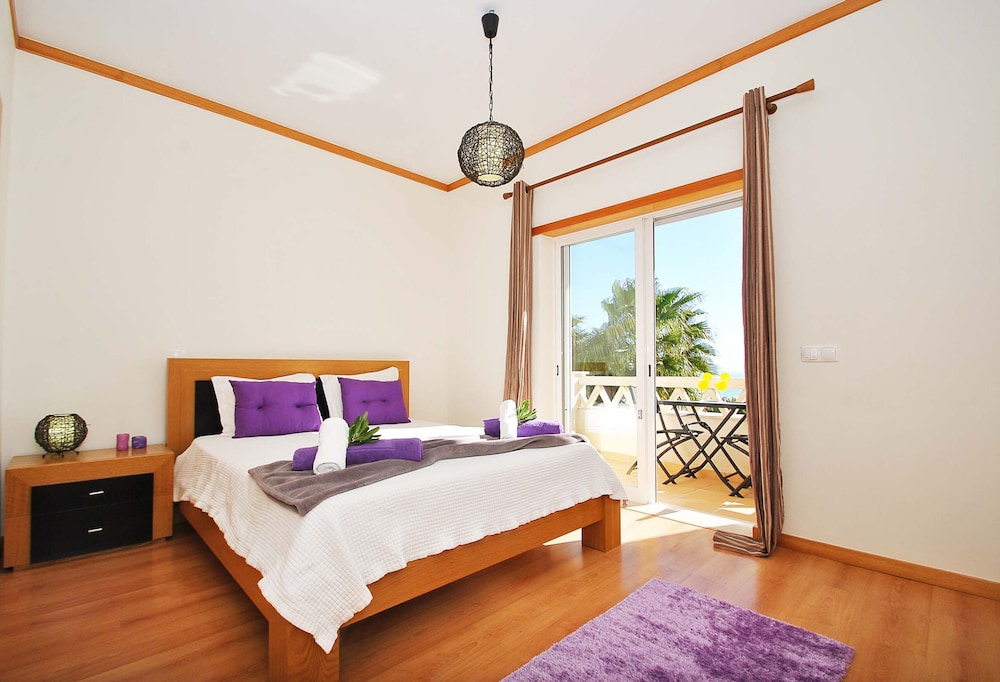 Apartment, 2 Bedrooms, Pool Access, Sea View