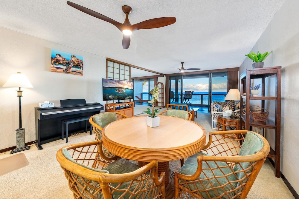 Condo, 2 Bedrooms