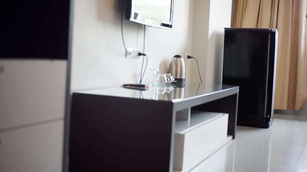 Premier Double Room, Non Smoking, City View photo 2