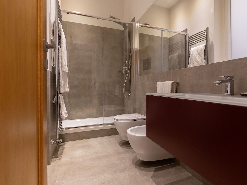 Deluxe Double Room, Courtyard View photo 3