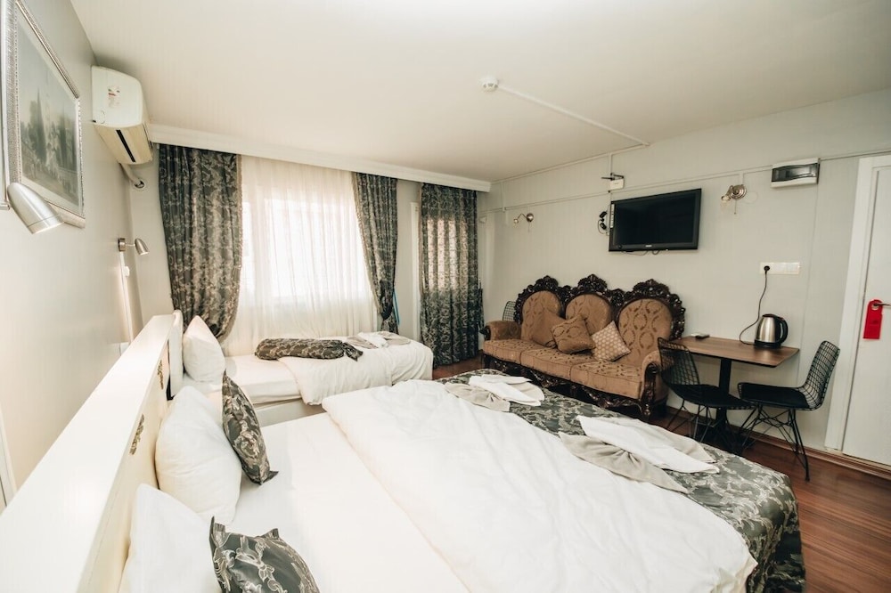 (A) Triple Room (3rd Floor) photo 1
