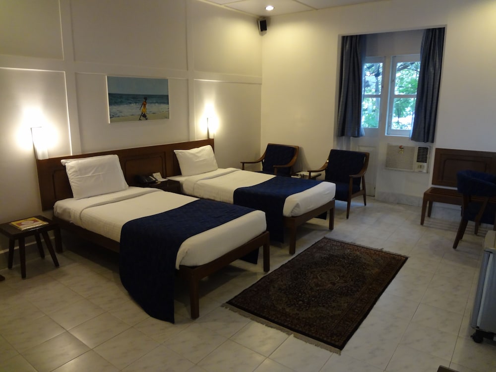 Deluxe Room - Photo 3