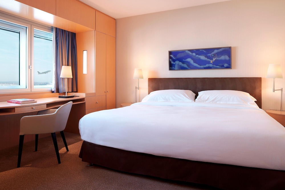 Junior Suite, 1 Double Bed - Photo 2