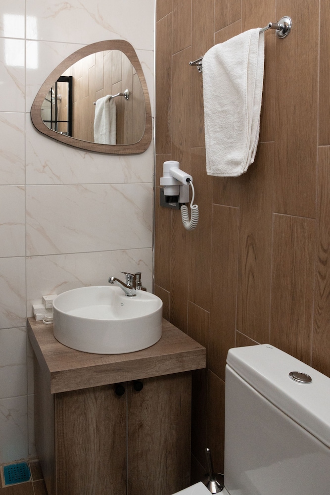 Basic Double Room, Mountain View photo 2