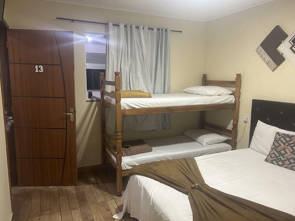 Superior Quadruple Room - Photo 3