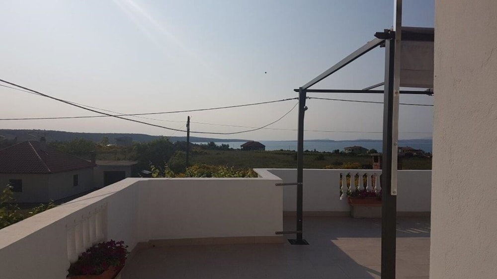 Apartment (Ivo - 0,5 km from sandy beach - A2(6+) photo 3