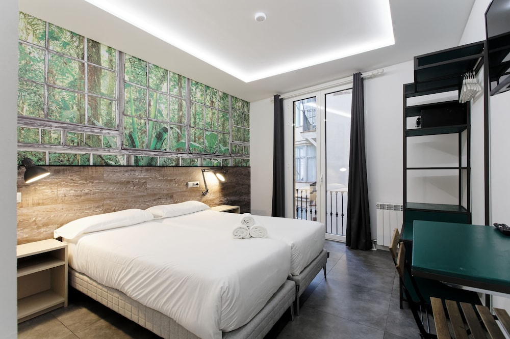 Standard Twin Room, Courtyard View