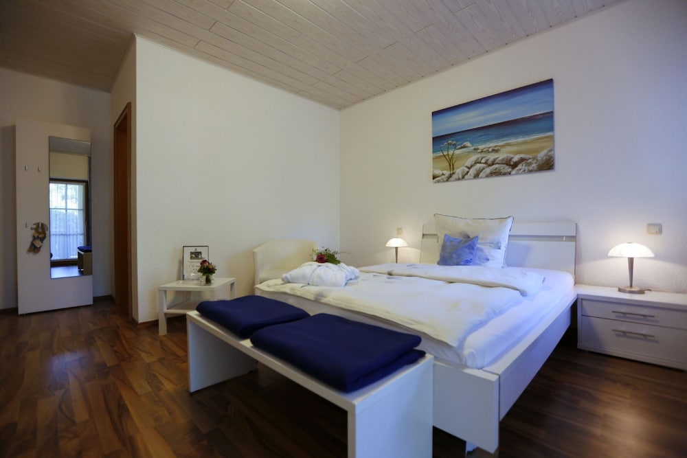 Comfort Single Room, 1 Bedroom photo 2