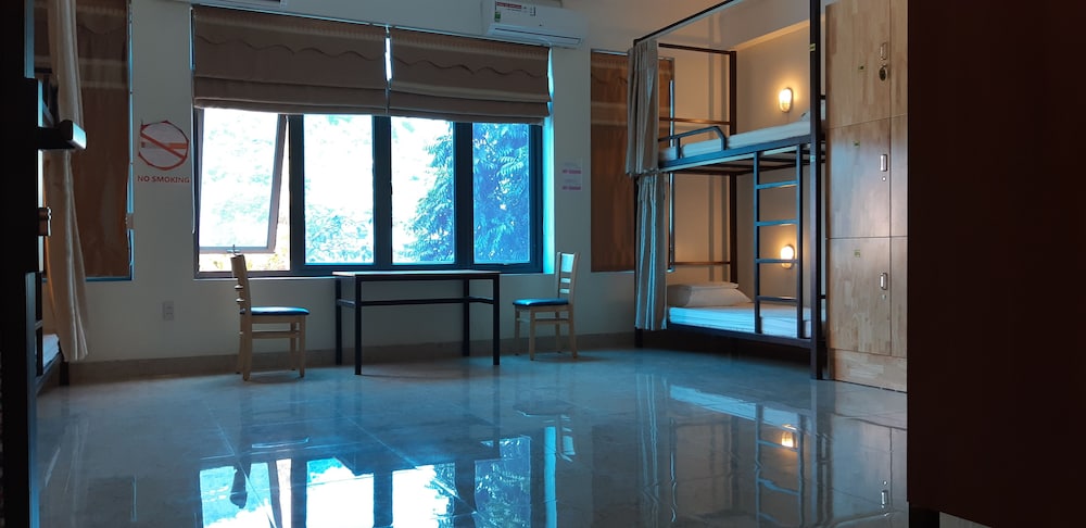 Bed in 10-Bed Mixed Dormitory photo 1