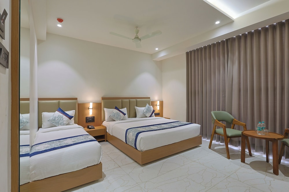 Executive Triple Room