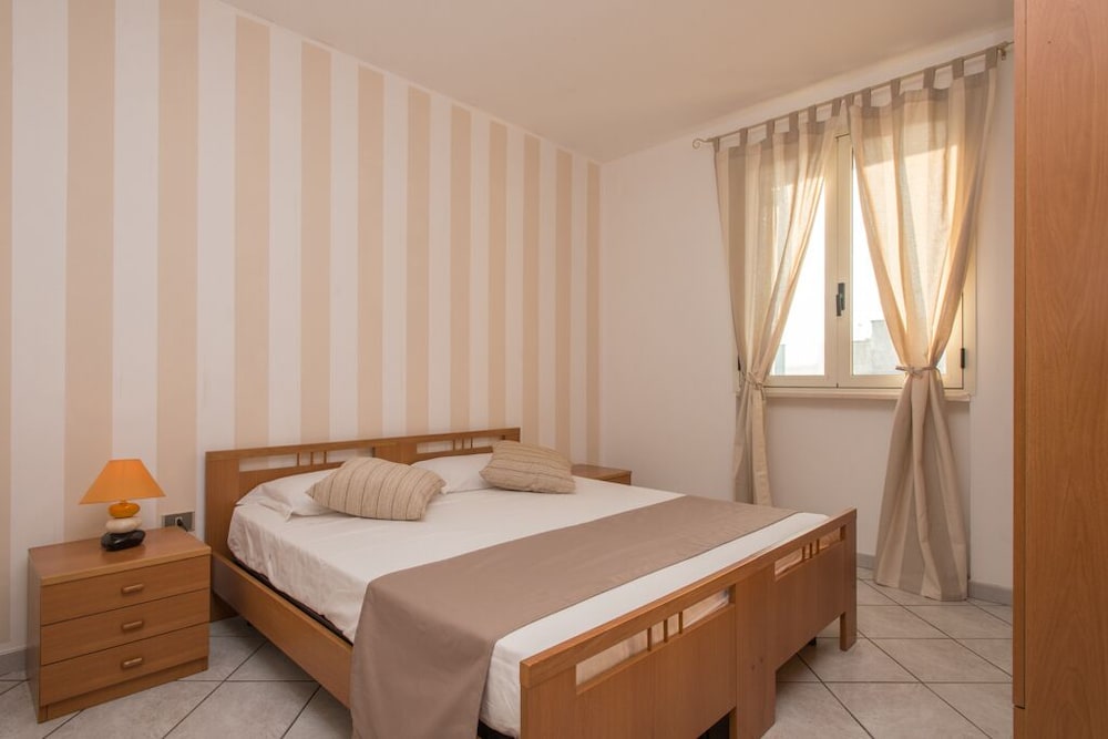 Family Apartment, 2 Bedrooms, Sea View photo 1