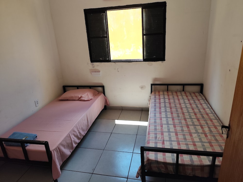 Economy Twin Room photo 1