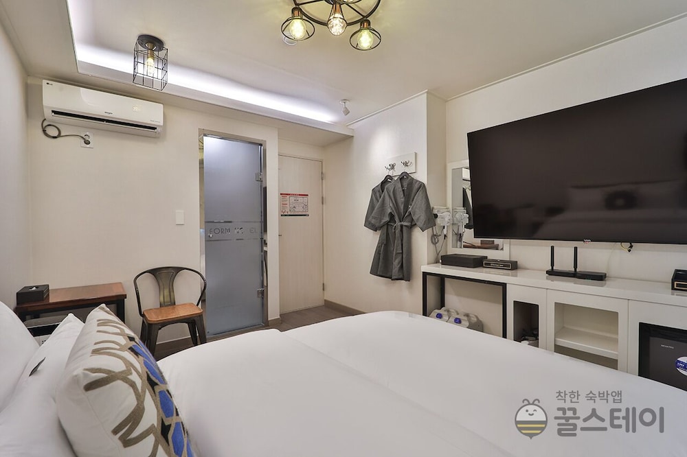 Standard Room, City View