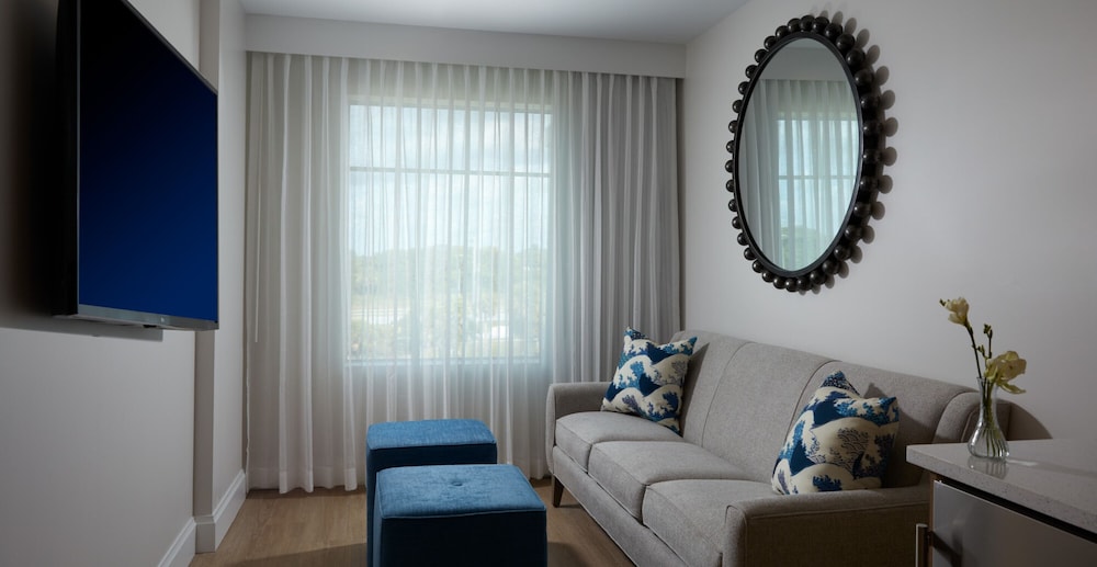 King Studio Suite