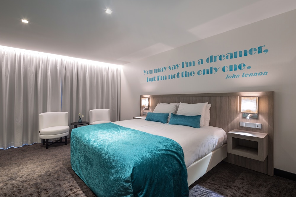 Comfort Room photo 2