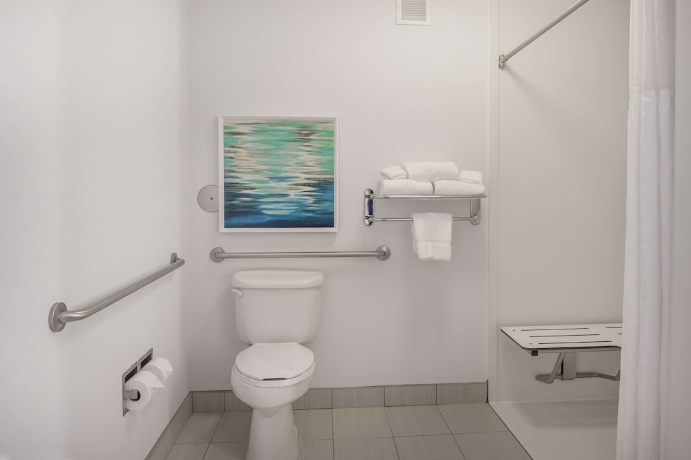 Hilton Garden Inn St. Louis/O'Fallon, Photo 2