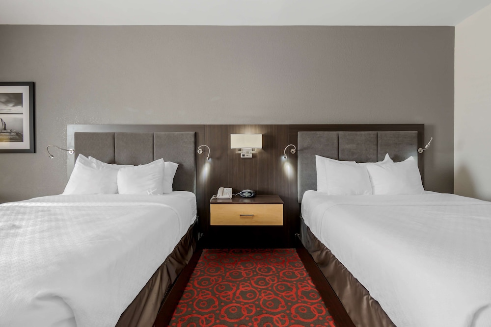 Standard Room, 2 Queen Beds, Non Smoking, Kitchenette photo 2